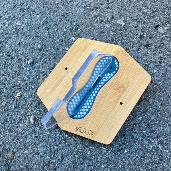 WUUX Surfboard Wall Rack vertical